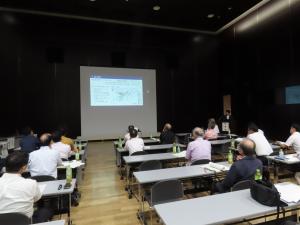 研究発表会の様子