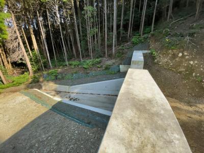 R4~R5施工の流路工の様子
