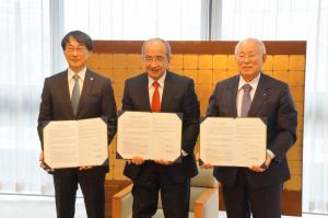 連携協定締結式の様子